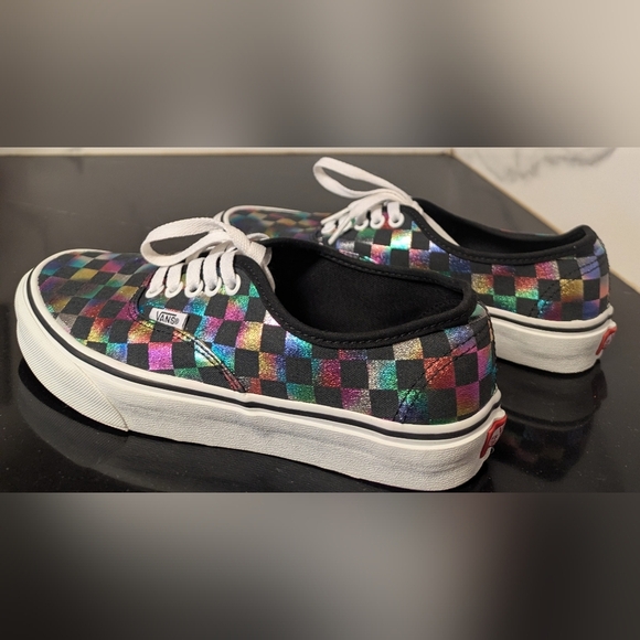 Vans Unisex Iridescent Metallic Checkerboard Skate Shoes M 7 W 8.5 MSRP $69.99 - Picture 6 of 10
